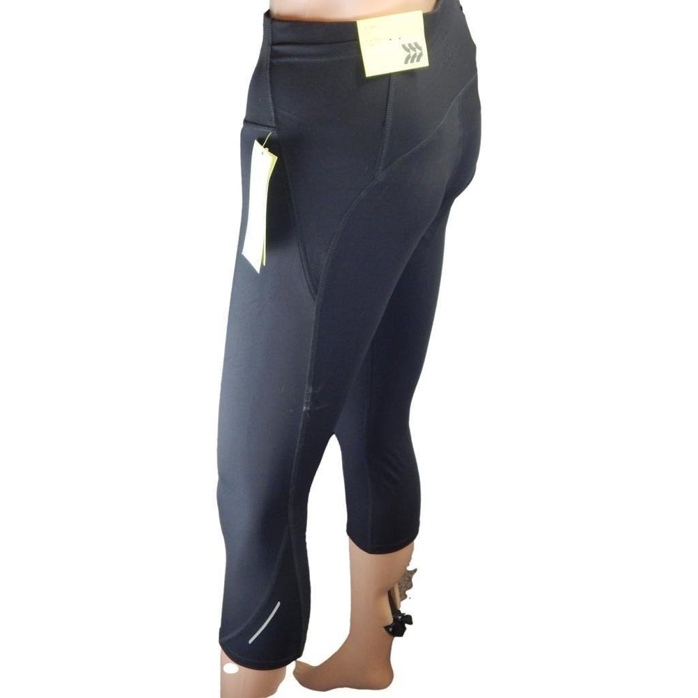 New All In Motion Sleek Run Capri Work Out Mid-Ris